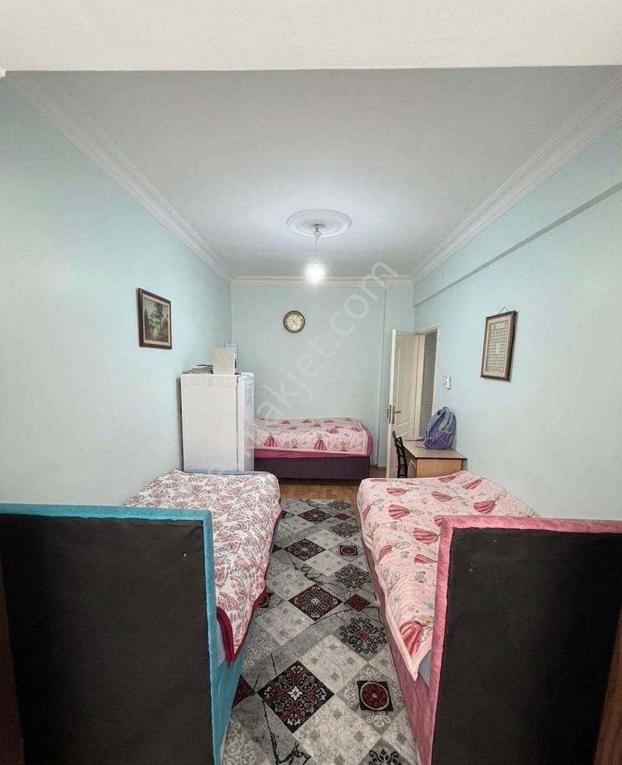 Çorlu Reşadiyede Cadde Üstü Güney Cephe 2+1 Daire - Görsel 9
