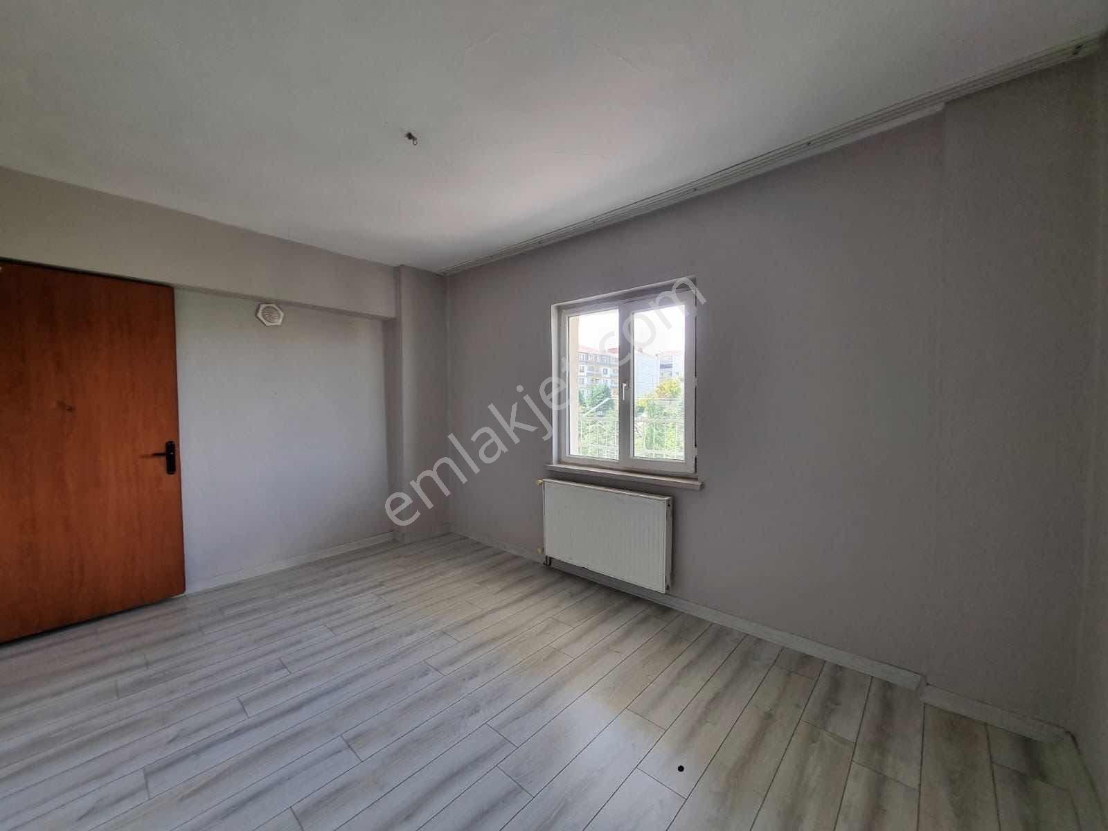 Ertuğrulgazi Mahallesi Site İçerisinde 3+1 Yapılı Kiralık Daire - Görsel 23