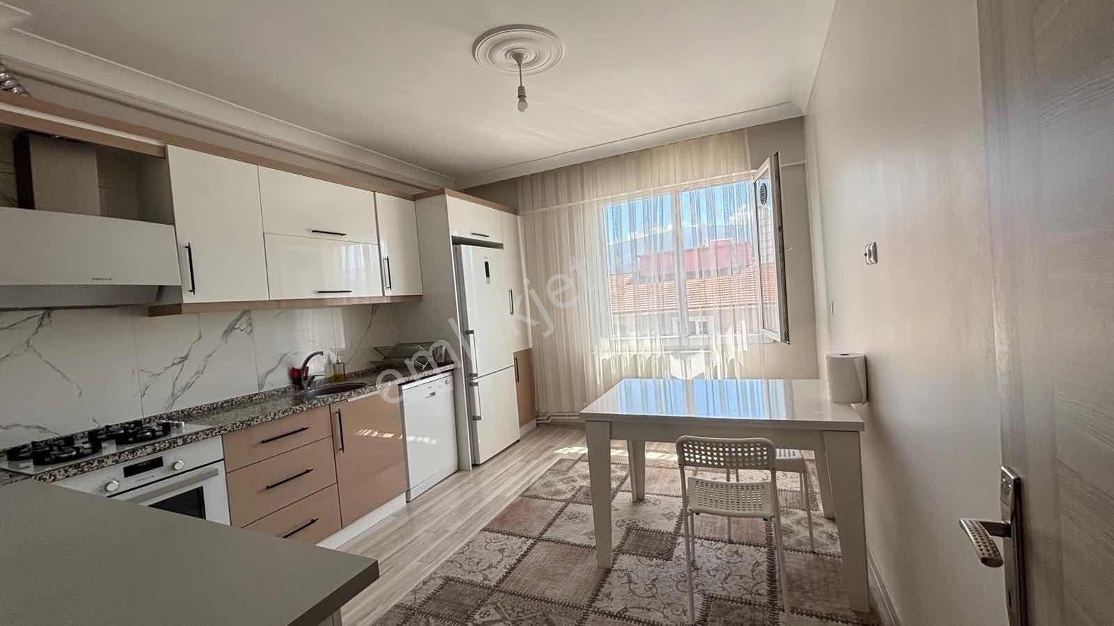 Kiralık Gaziler Mahallesinde 2+1 Daire - Görsel 17