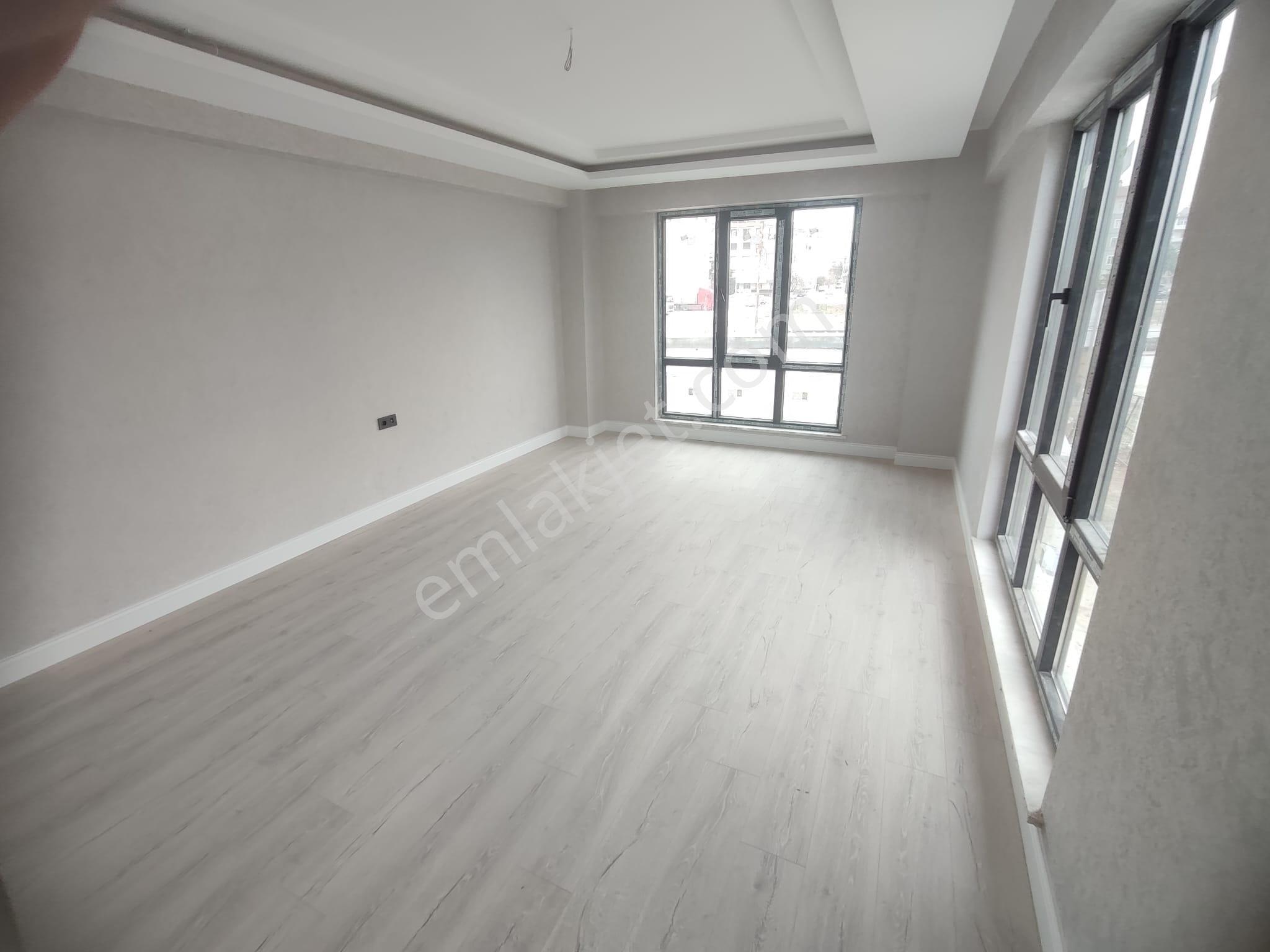 Gençosman Caddesi Üzerinde Site İçinde Satılık 3+1 Daire - Görsel 8