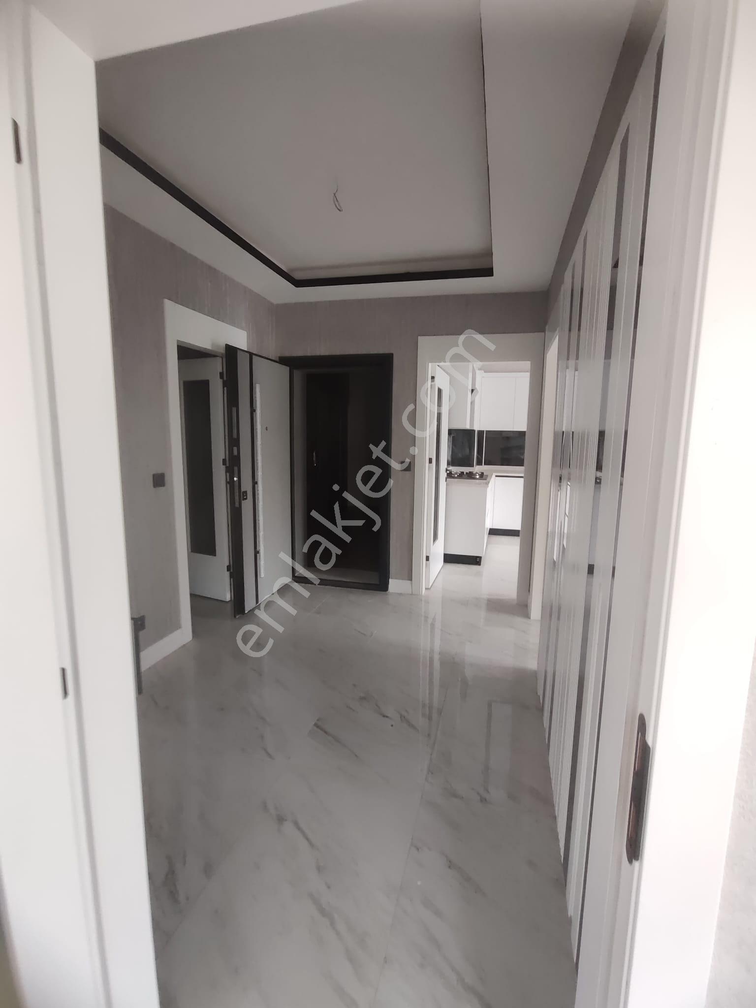 Gençosman Caddesi Üzerinde Site İçinde Satılık 3+1 Daire - Görsel 7