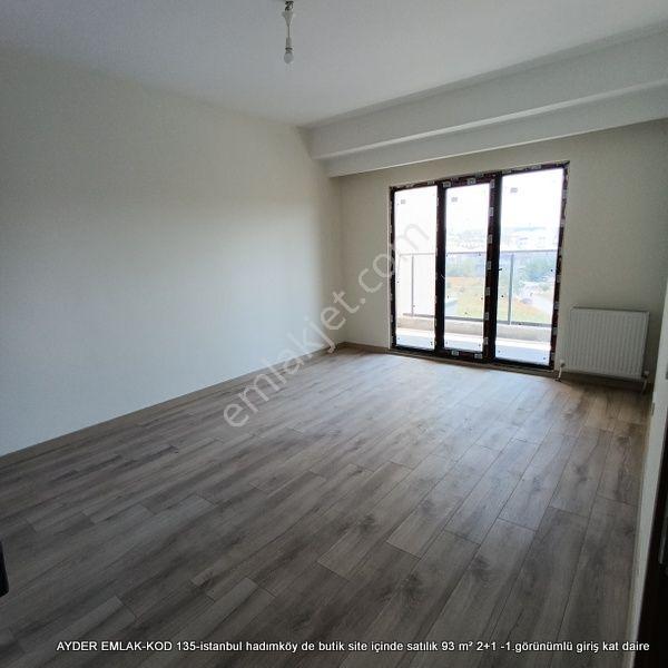 Hadımköy Mah De Butik Site İçinde Satılık 93 M² 2+1 - 1. Kat Görünümlü Giriş Kat Daire - Görsel 8