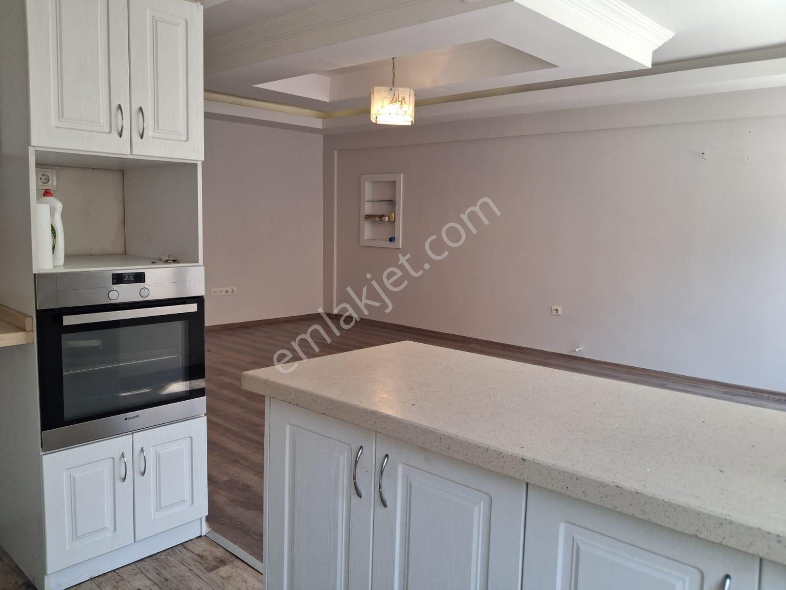 Güzelyalı'da Tramvaya Yakın Bakımlı 2+1 Kiralık Daire - Görsel 18