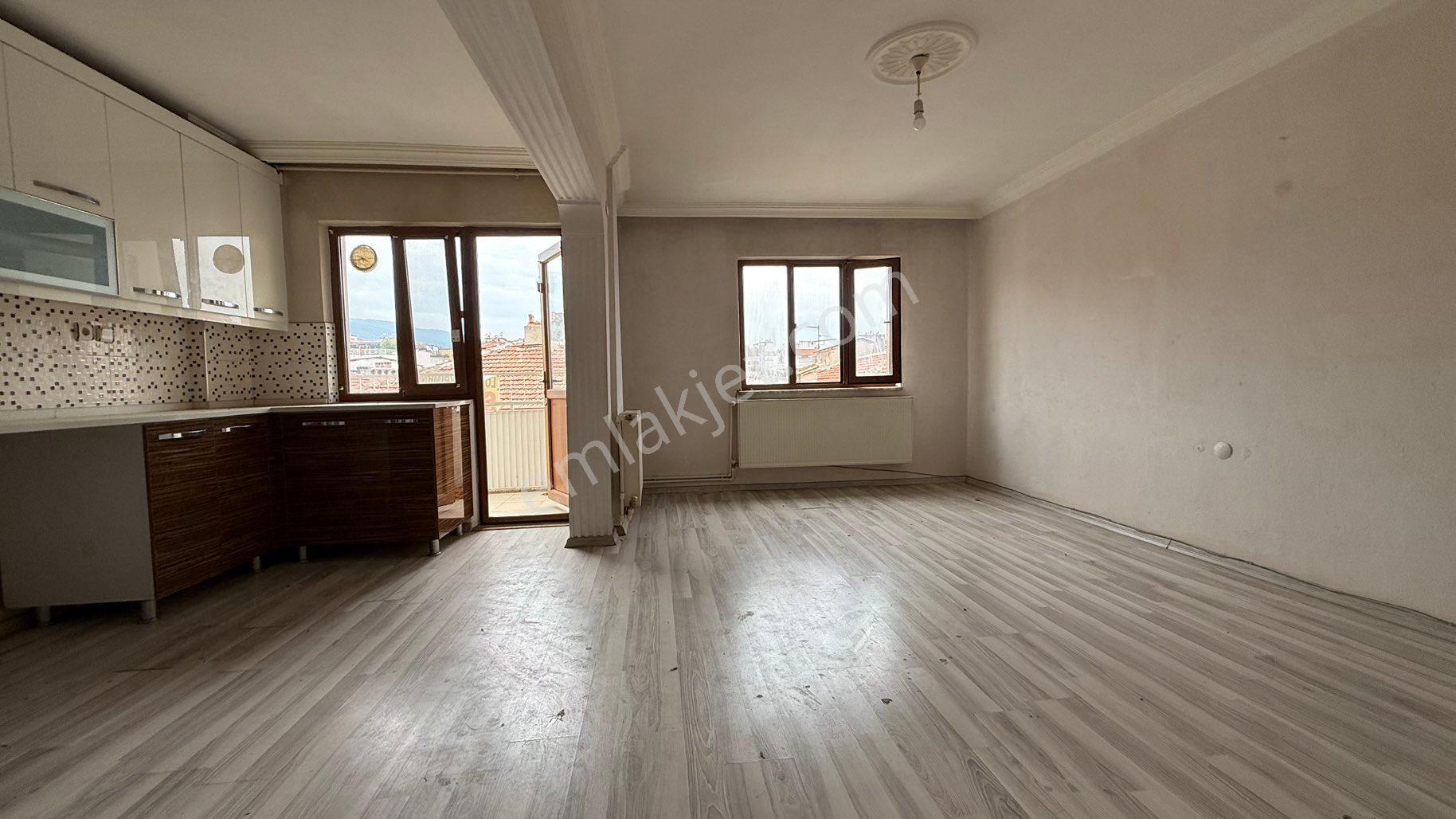 Arda Mah Eski Garaj Civarı 3+1 125m2 Doğalgazlı Satılık Daire - Görsel 6