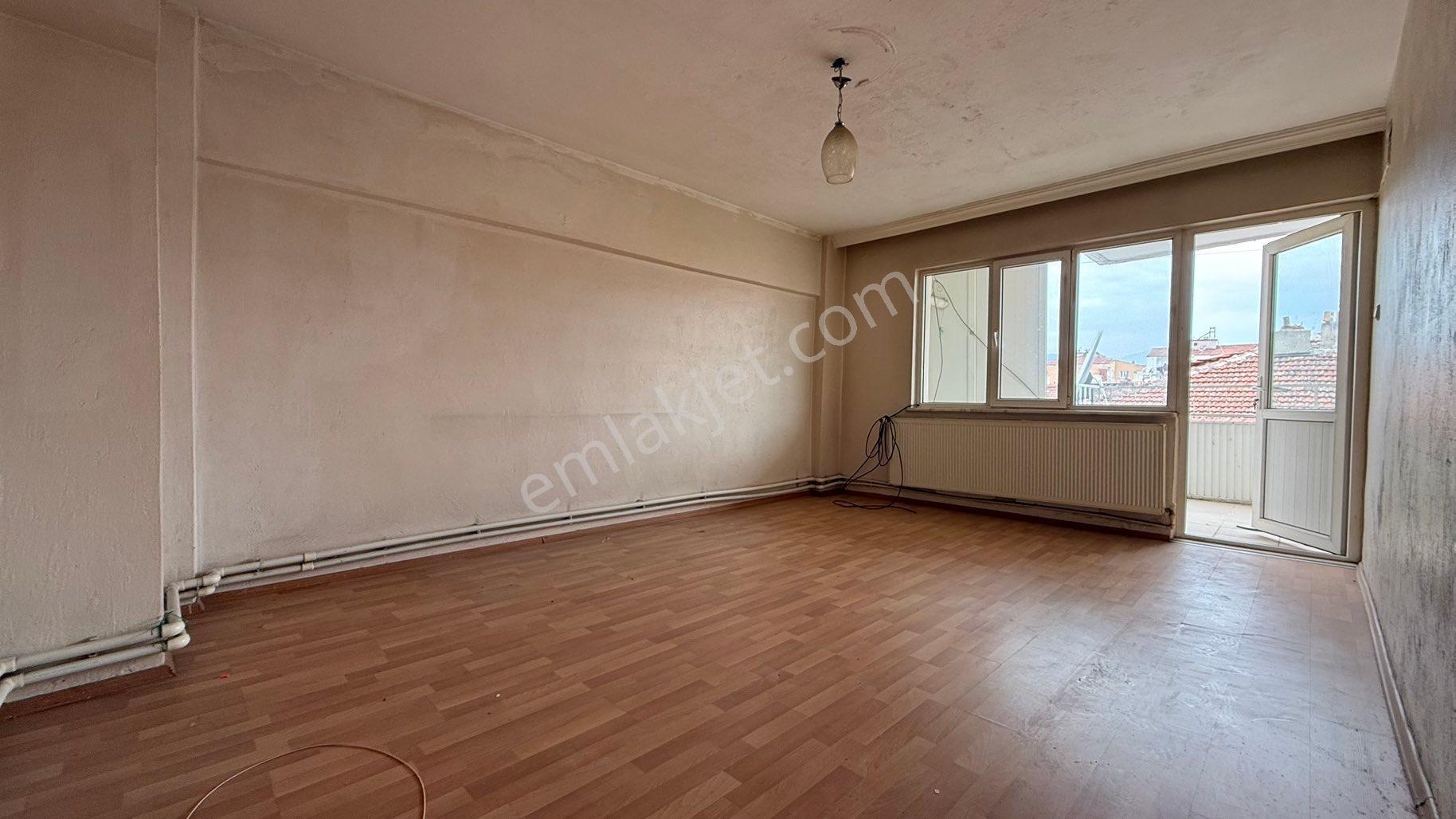 Arda Mah Eski Garaj Civarı 3+1 125m2 Doğalgazlı Satılık Daire - Görsel 15