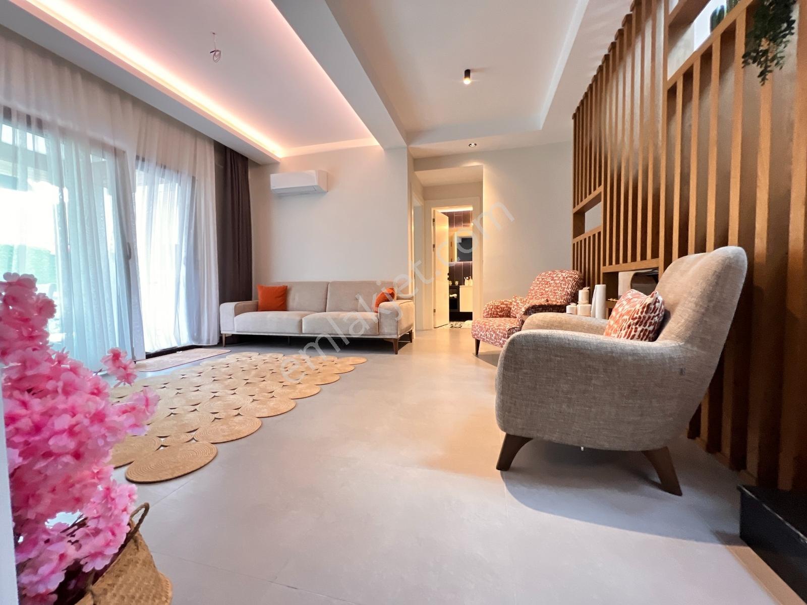 Marmaris Yaşamköşklerinde Satılık Tam Müstakil 4+2 Havuzlu Villa - Görsel 32