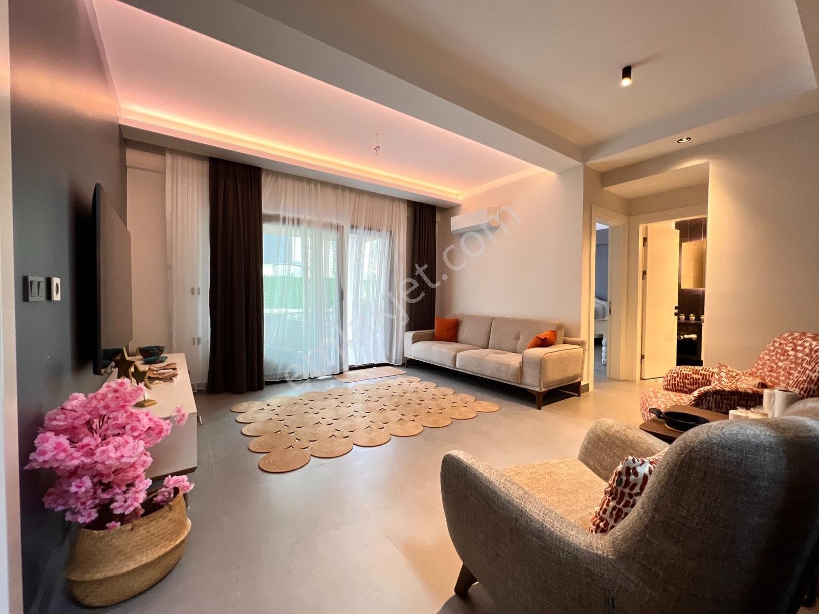 Marmaris Yaşamköşklerinde Satılık Tam Müstakil 4+2 Havuzlu Villa - Görsel 25