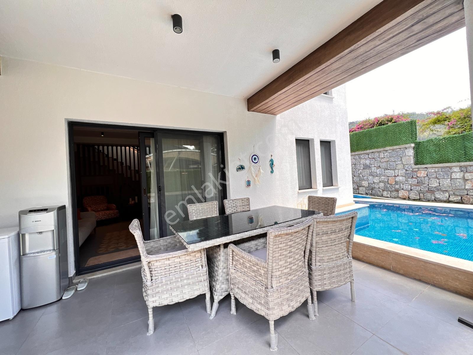 Marmaris Yaşamköşklerinde Satılık Tam Müstakil 4+2 Havuzlu Villa - Görsel 6