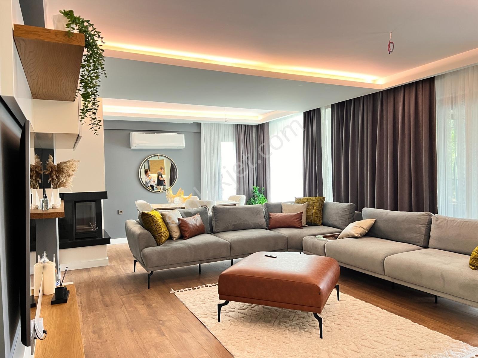 Marmaris Yaşamköşklerinde Satılık Tam Müstakil 4+2 Havuzlu Villa - Görsel 11