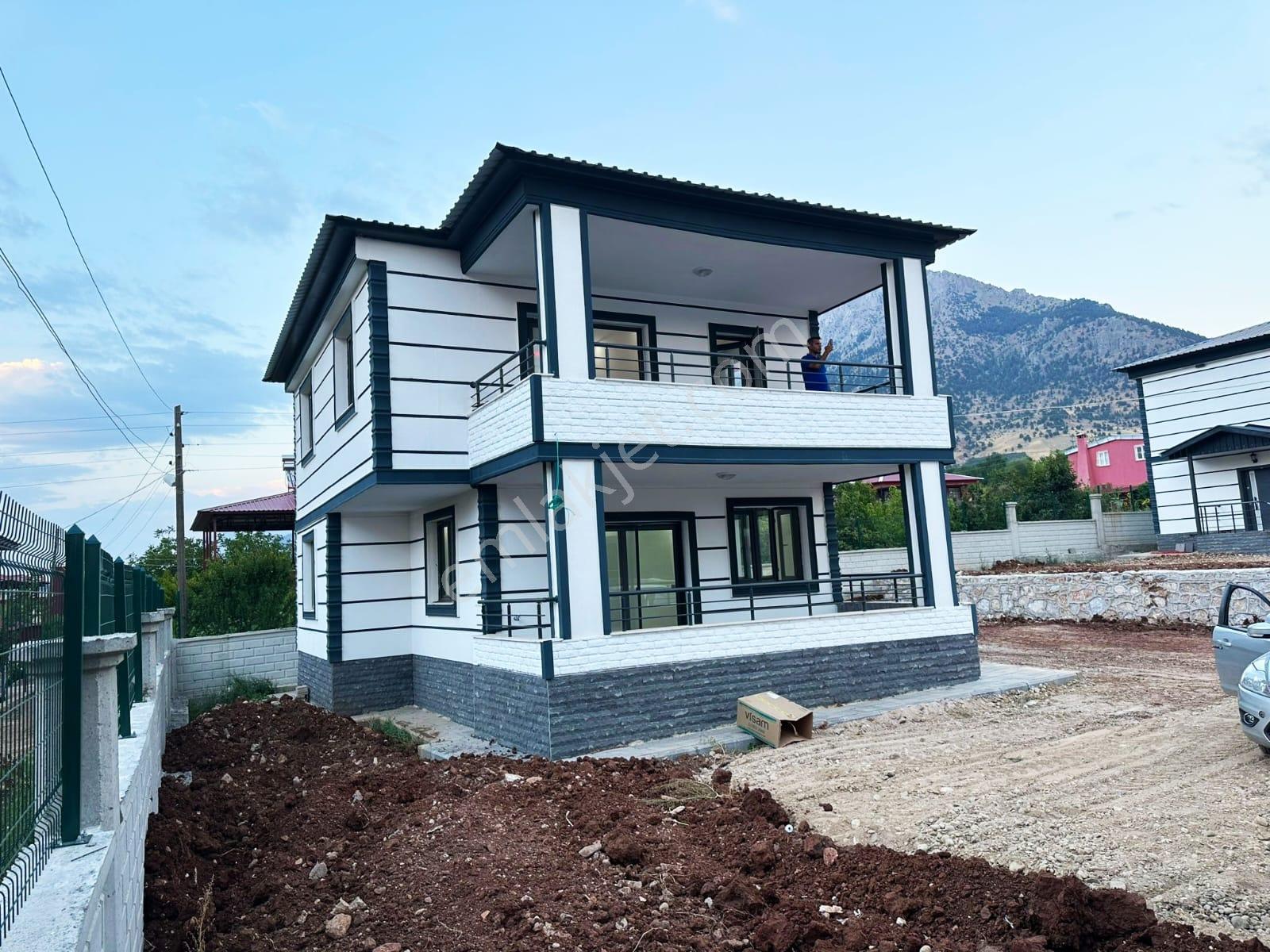 Kar Emlaktan Hamidiye Köyünde 4+1 Satılık Dubleks Villa