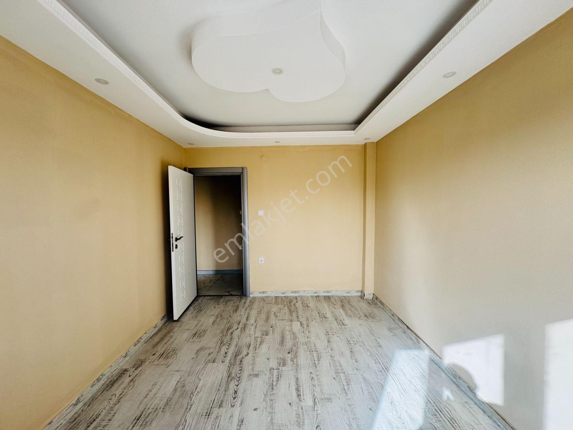 Güven'den Kapaklı'da Cadde Üzerinde Ebv.banyolu Teraslı Daire - Görsel 16