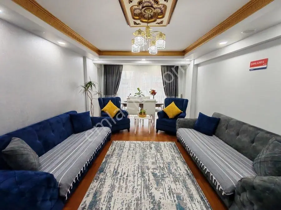 Çorlu Merkezde Heykel Meydana Yakın 220 M² 5+1 Dublex