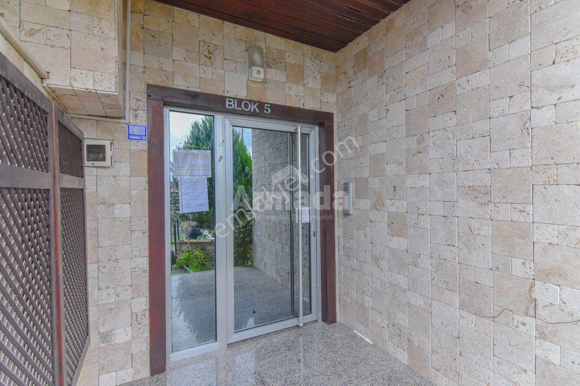 Kuşadası İkiçeşmelik Mahallesi'nde Deniz Manzaralı 3+1 Daire - Görsel 25
