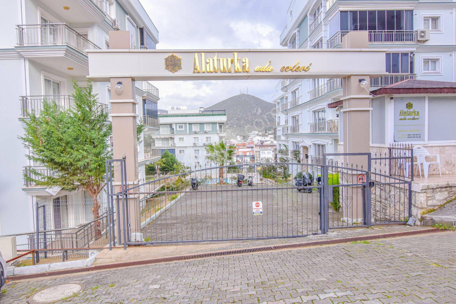 Kuşadası İkiçeşmelik Mahallesi'nde Deniz Manzaralı 3+1 Daire - Görsel 31