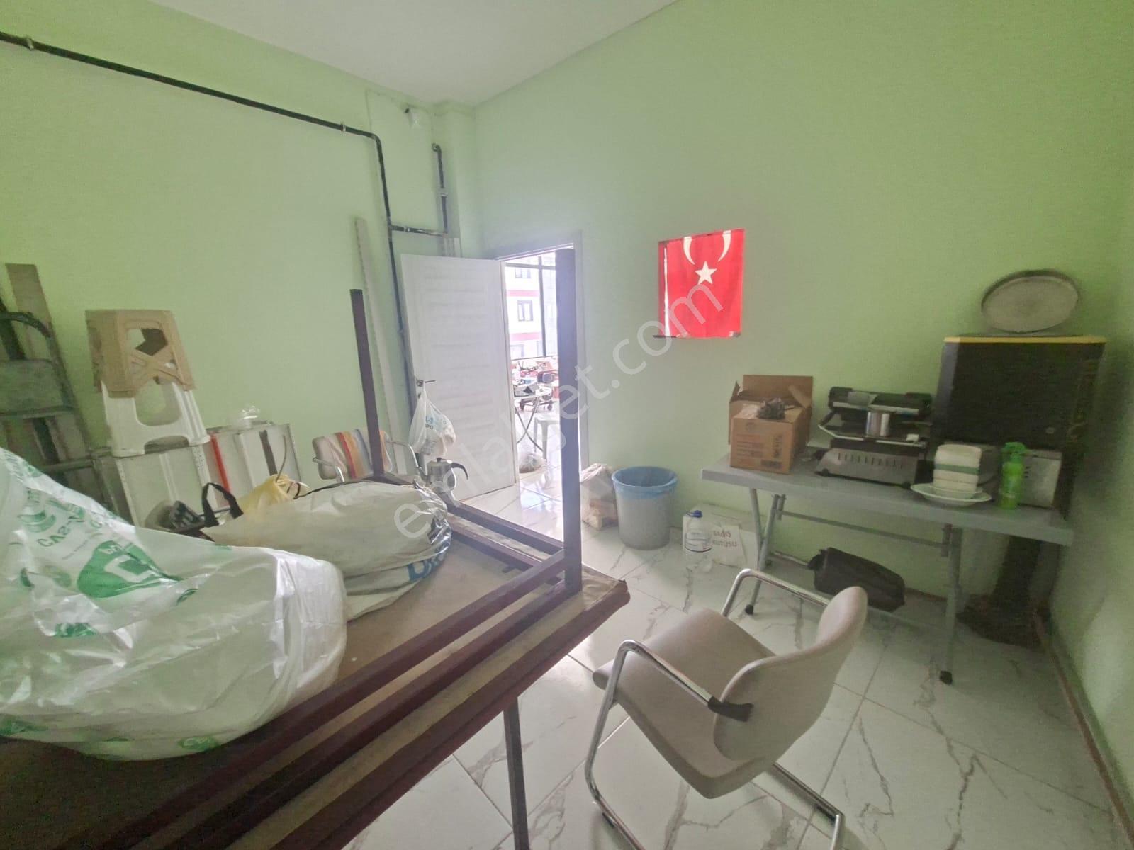Çayırova Cadde Üstü Merkezi Konum 160m² İki Katlı Kiralık Dükkan - Görsel 12