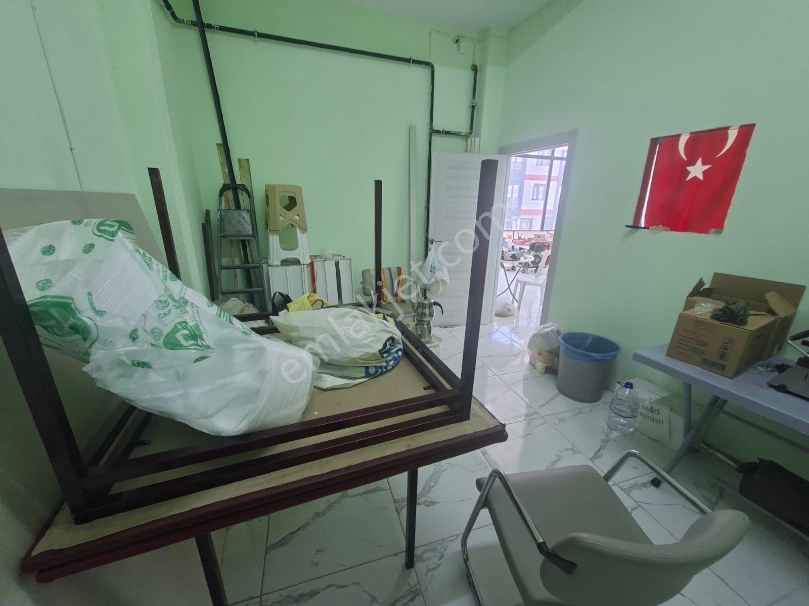 Çayırova Cadde Üstü Merkezi Konum 160m² İki Katlı Kiralık Dükkan - Görsel 16