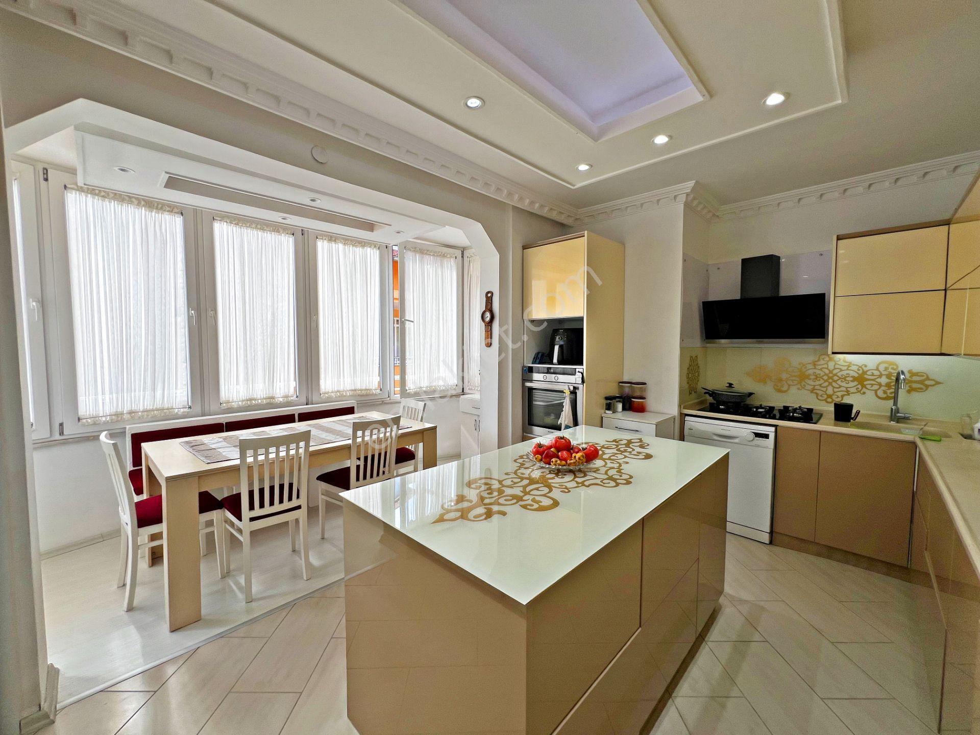 Alanya Merkezde Satılık 5+1 Ayrı Mutfak Masrafsız Dubleks Daire - Görsel 14