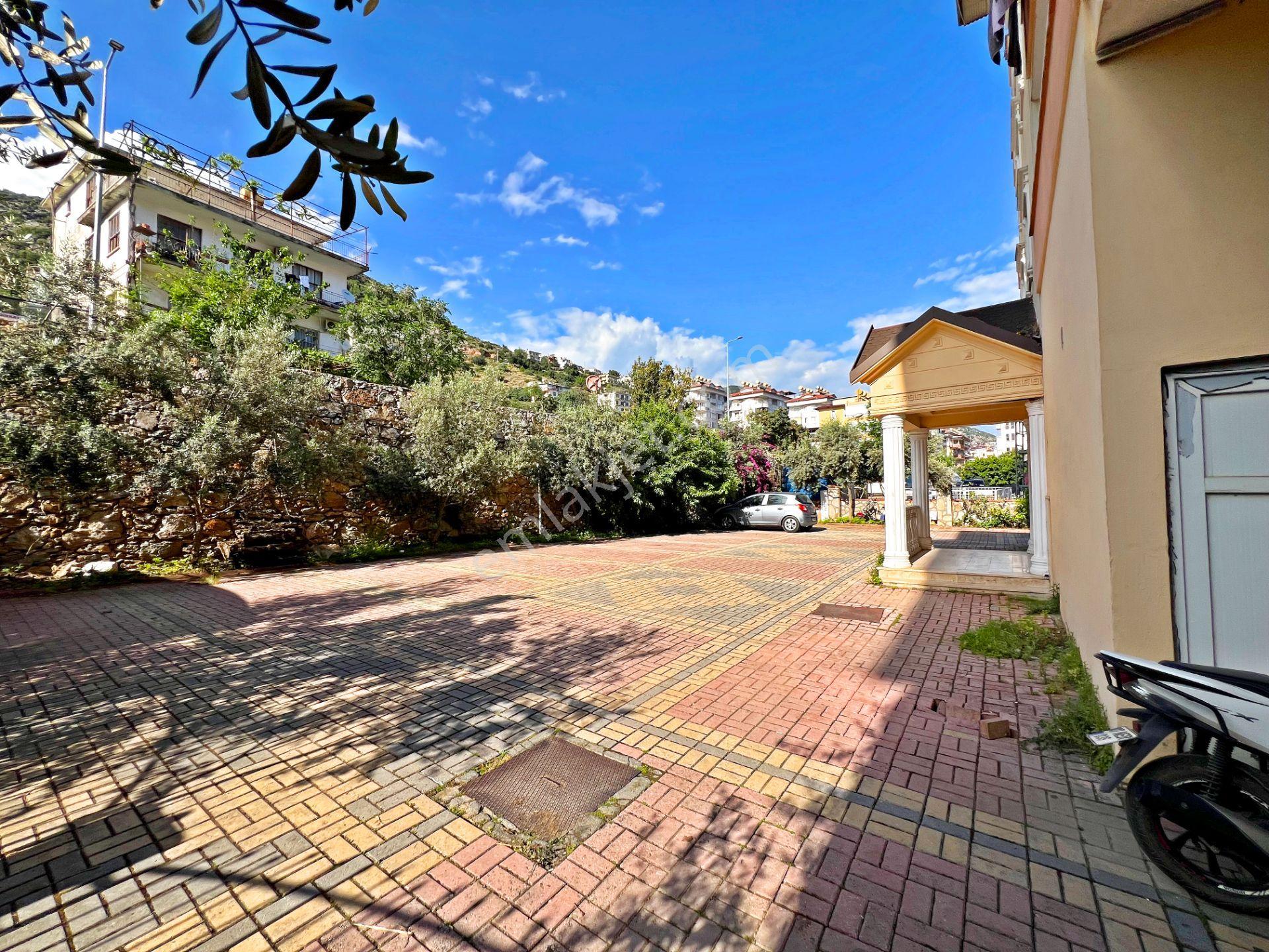 Alanya Merkezde Satılık 5+1 Ayrı Mutfak Masrafsız Dubleks Daire - Görsel 31