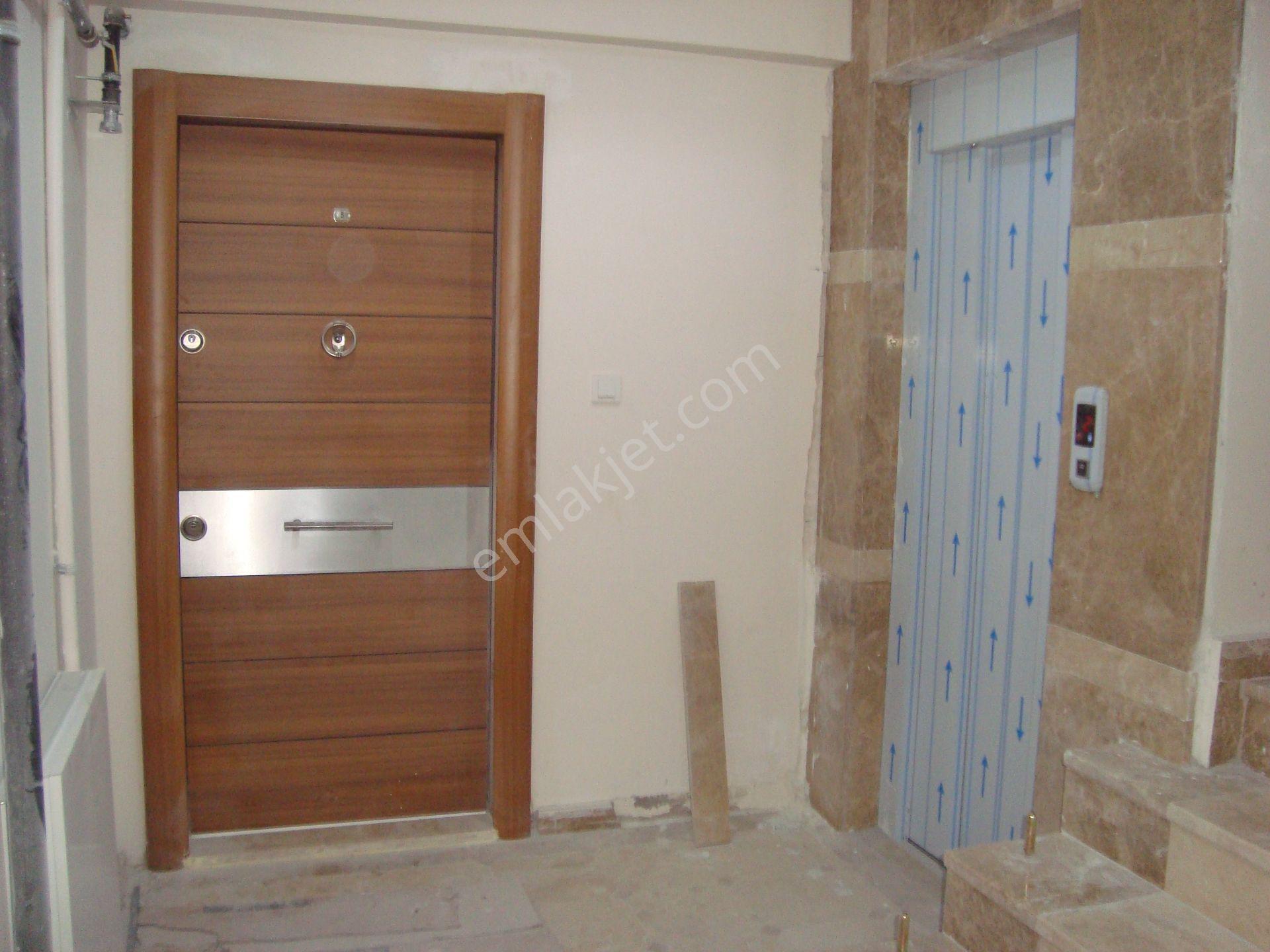 Büyükçekmece Cumhuriyet Mah Lüx Havuzlu Site 3+1 Acil Satılık Daire - Görsel 31