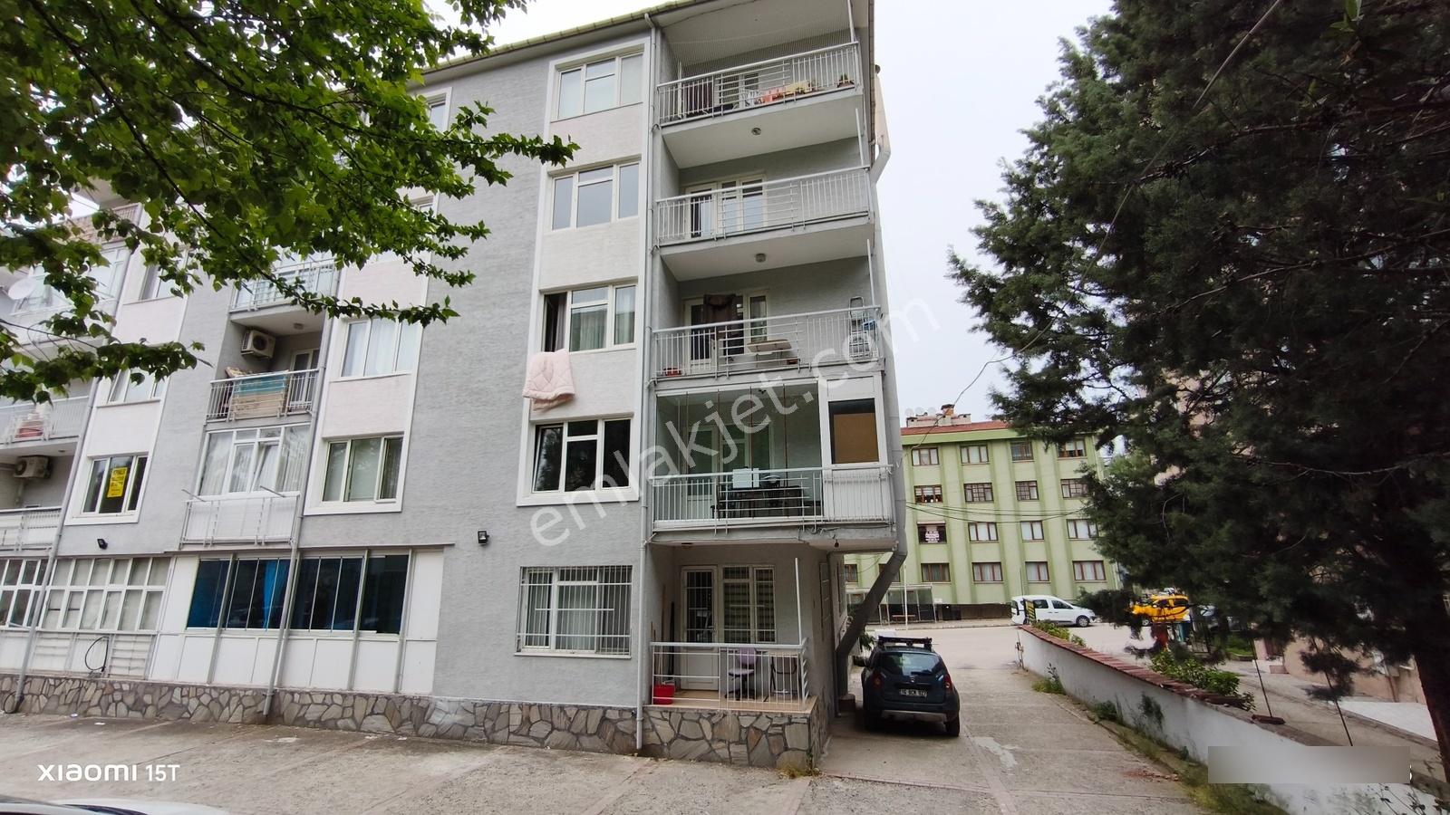 Bursa Çekirgede Hastaneye Cephe Otoparklı Ve Bahçeli Kiralık 3+1 - Görsel 3
