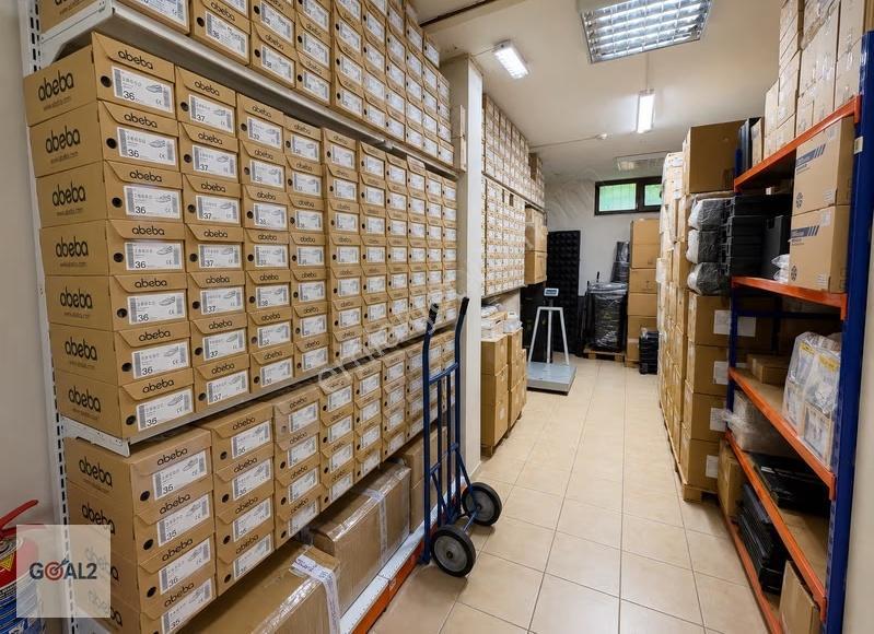 Şerifali Hendem Caddesinde Vitrinli 240 M² Satılık Dükkan - Görsel 10