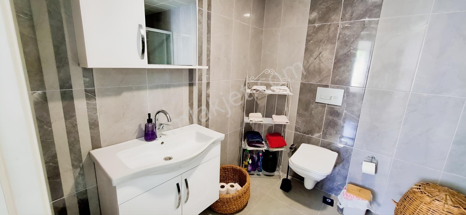 Bostancı Akyıldız Sitesi'nde İçi Full Yapılı Lüks 3+1 Daire - Görsel 8