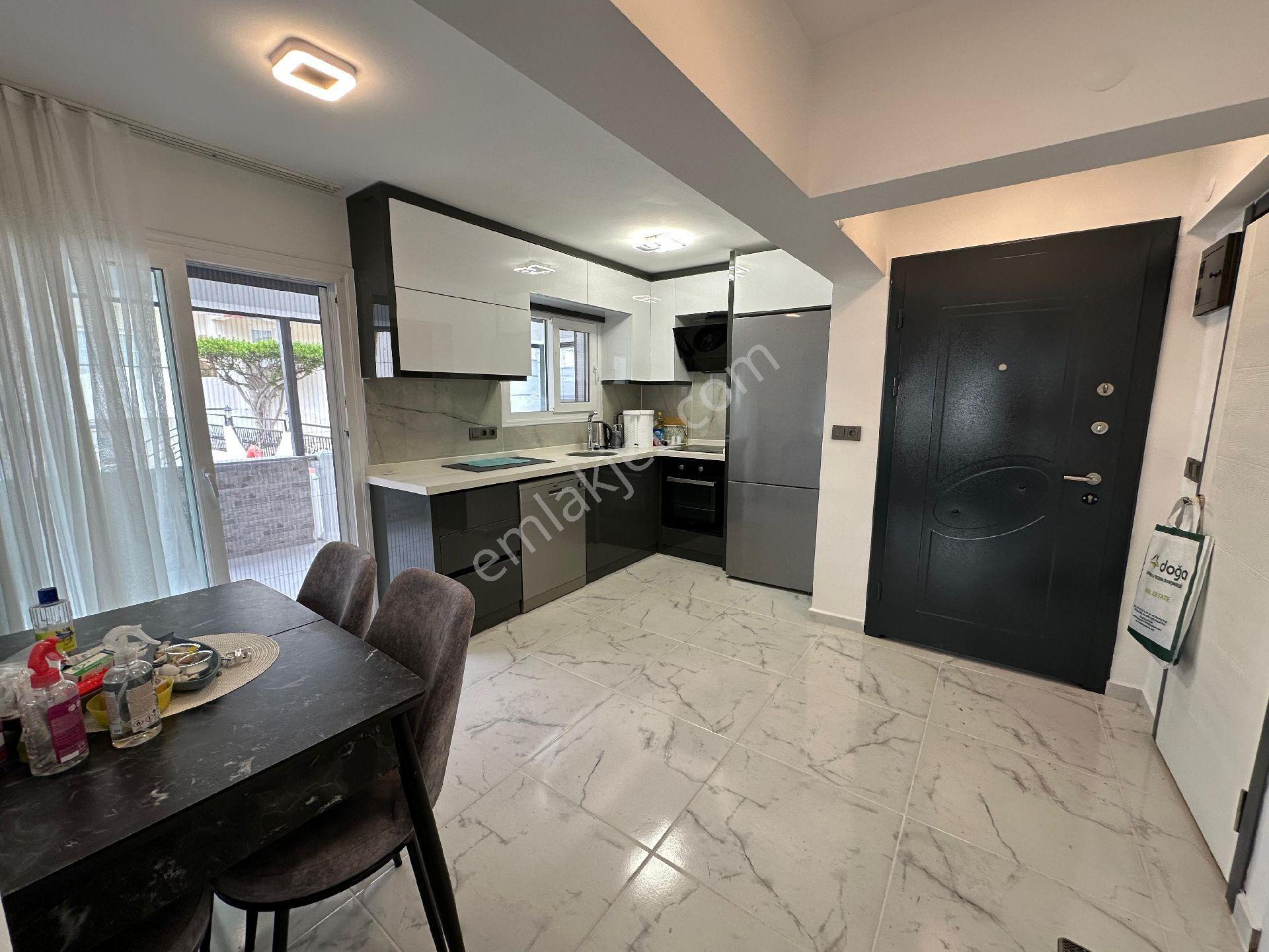 Kuşadası Kadınlar Denizi Ful Yapılı Eşyalı 3+1 Manzaralı Satılık Villa - Görsel 32