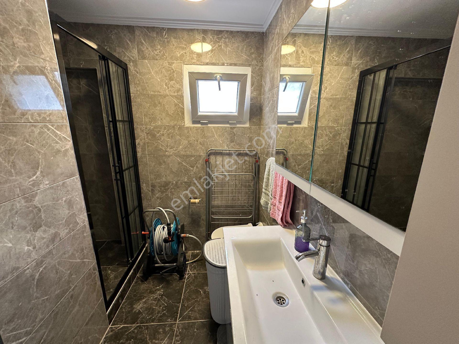 Kuşadası Kadınlar Denizi Ful Yapılı Eşyalı 3+1 Manzaralı Satılık Villa - Görsel 27