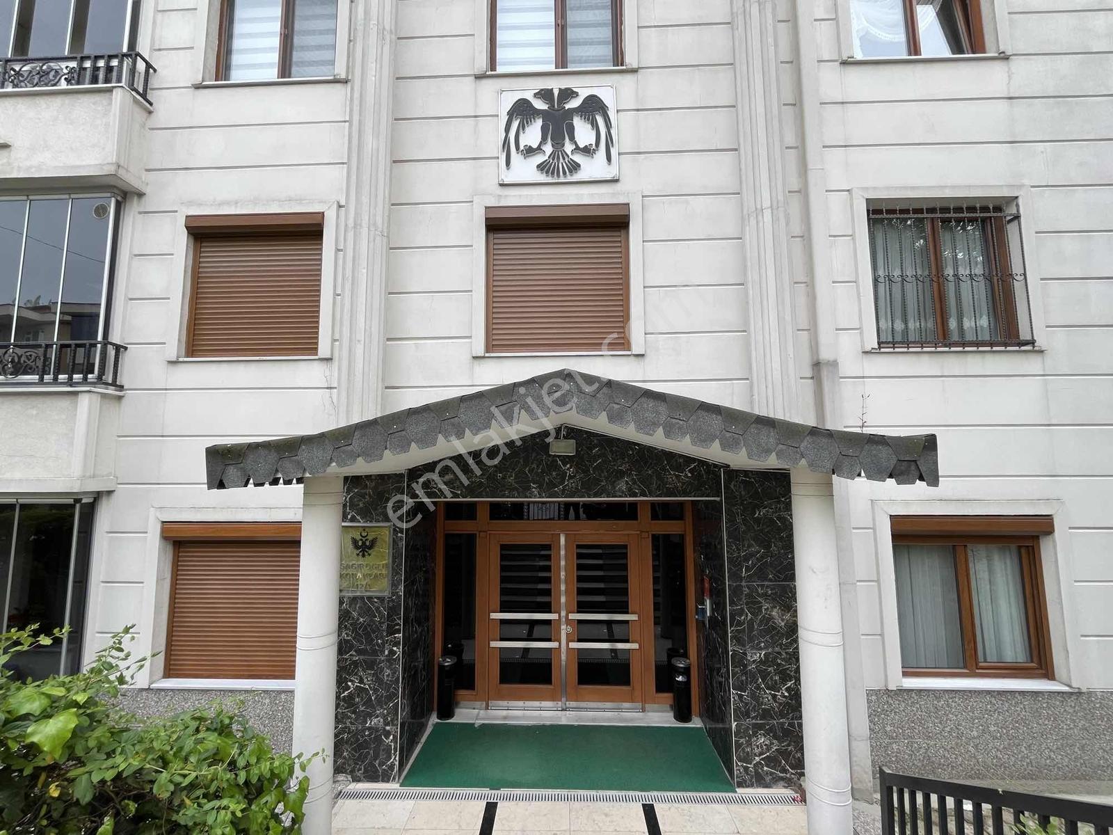 Beylikdüzü Yakuplu Da 3+1 Satılık Daire