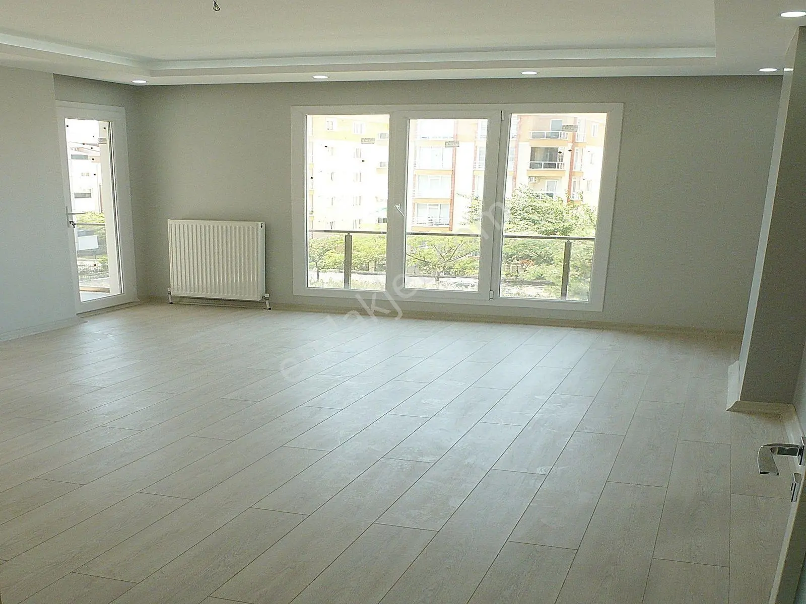 Beylikdüzü Gezgen İnş'tan Avm'lere Çok Yakın 2+1 Satılık Daire - Görsel 3