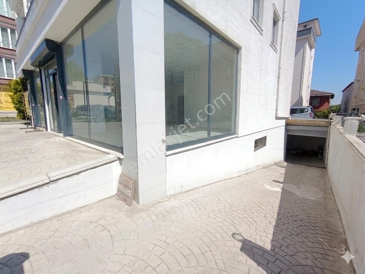 Büyükçekmece Ana Cadde Üstü Kiralık 142m² Dükkan Ve 270m² Depo - Görsel 17