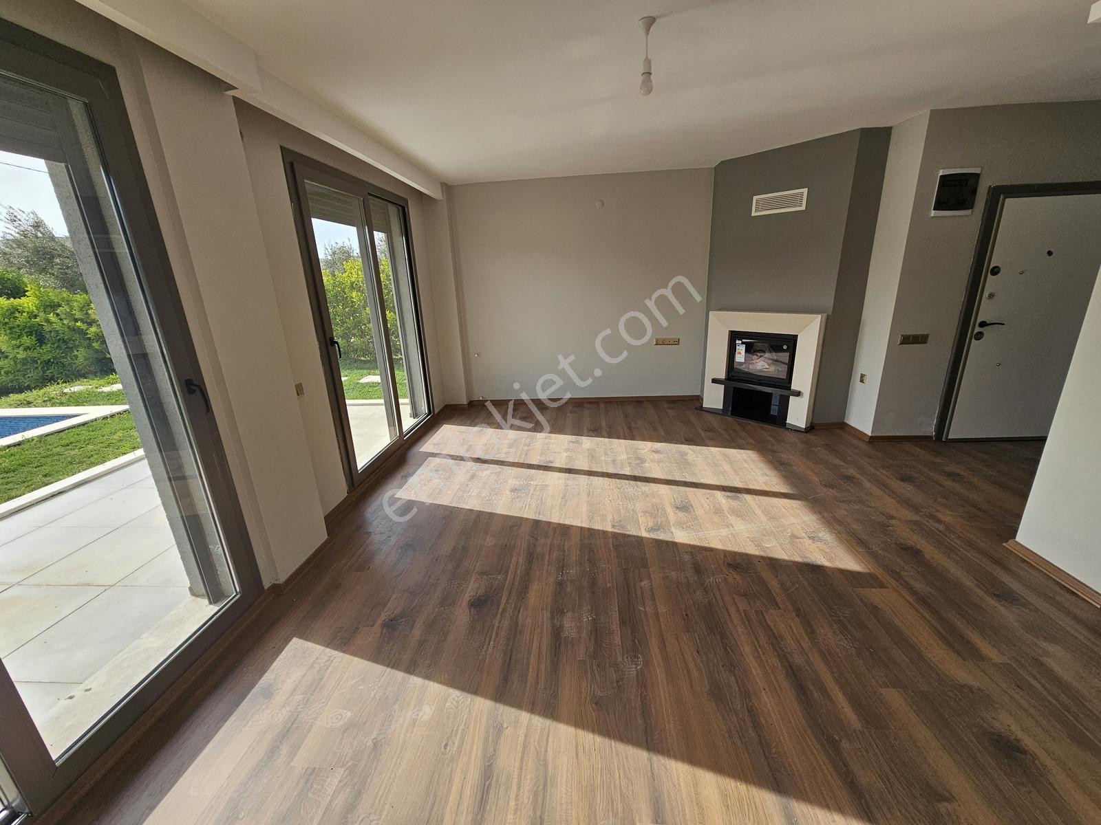Onmax Artura Komşu 3+1 Müstakil Havuzlu Lüks Villa - Görsel 16