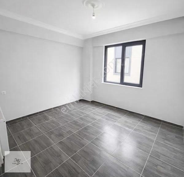 Mg Emlaktan Merkezi Konumda Satılık Yüksek Giriş 2+1 Daire - Görsel 2