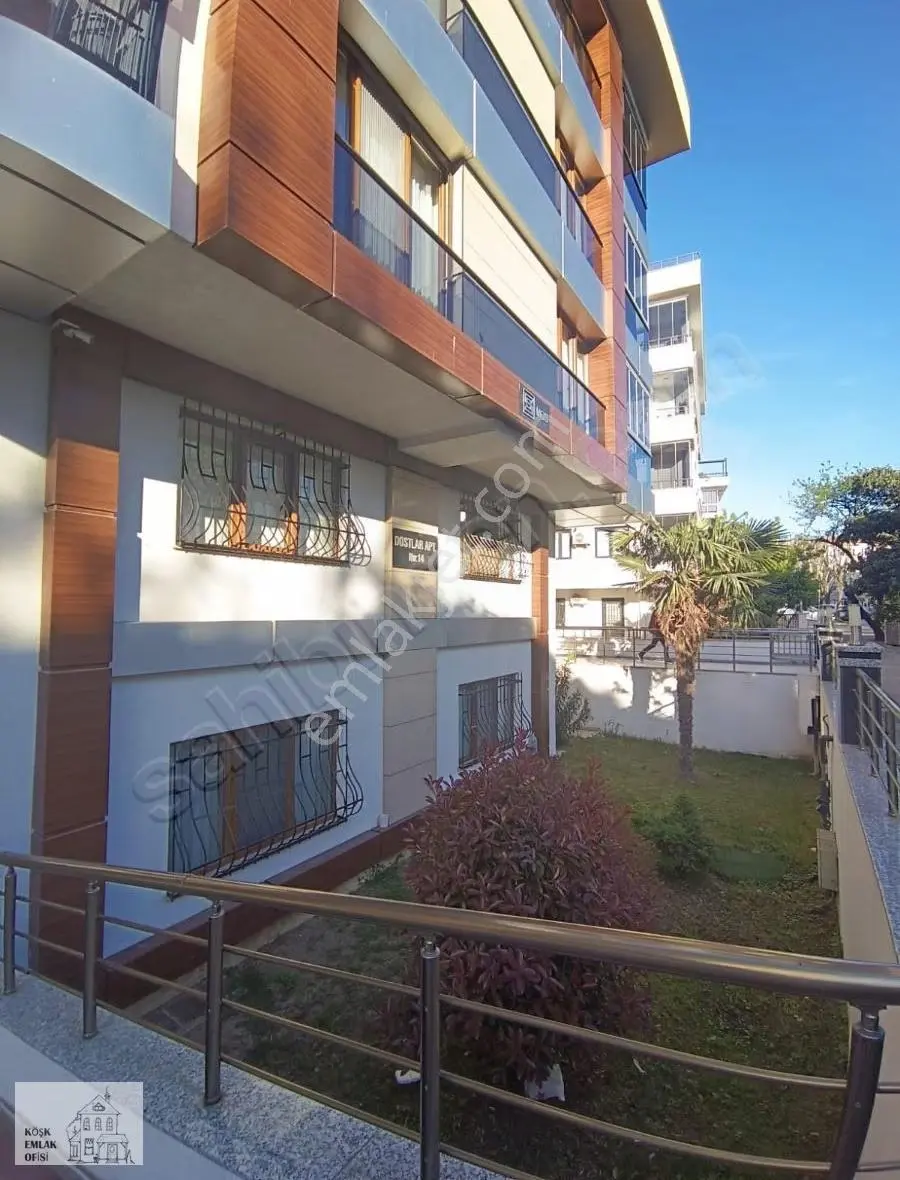 Bahçelievler Çalışlar Caddesi Neyzen Sokak'ta 2+1 Satılık Daire - Görsel 3