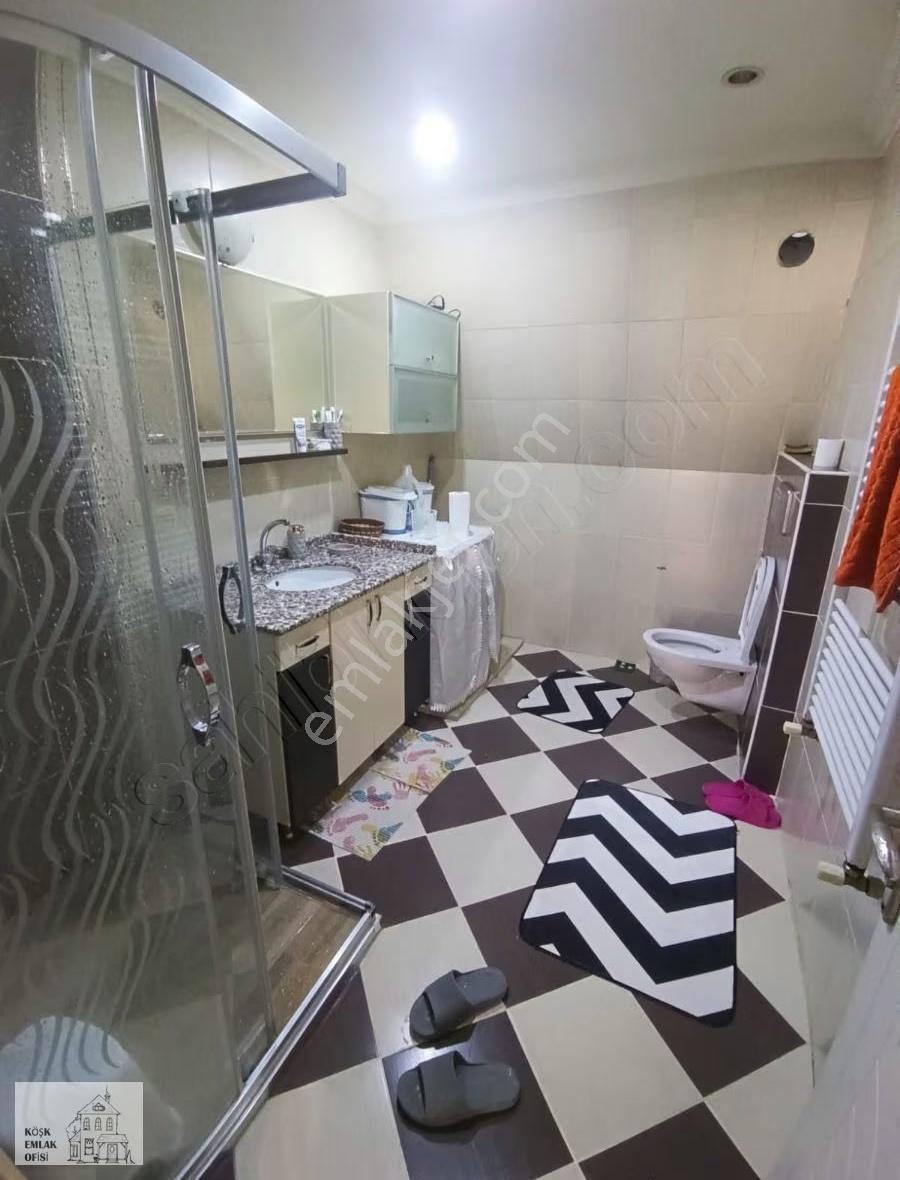 Bahçelievler Kıbrıs Parkına Yakın 8 + 2 . 300 M2 Dubleks Daire - Görsel 7