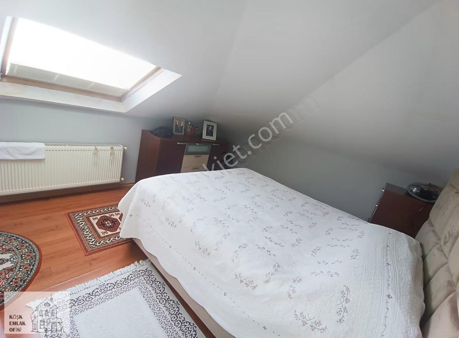 Bahçelievler Kıbrıs Parkına Yakın 8 + 2 . 300 M2 Dubleks Daire - Görsel 18