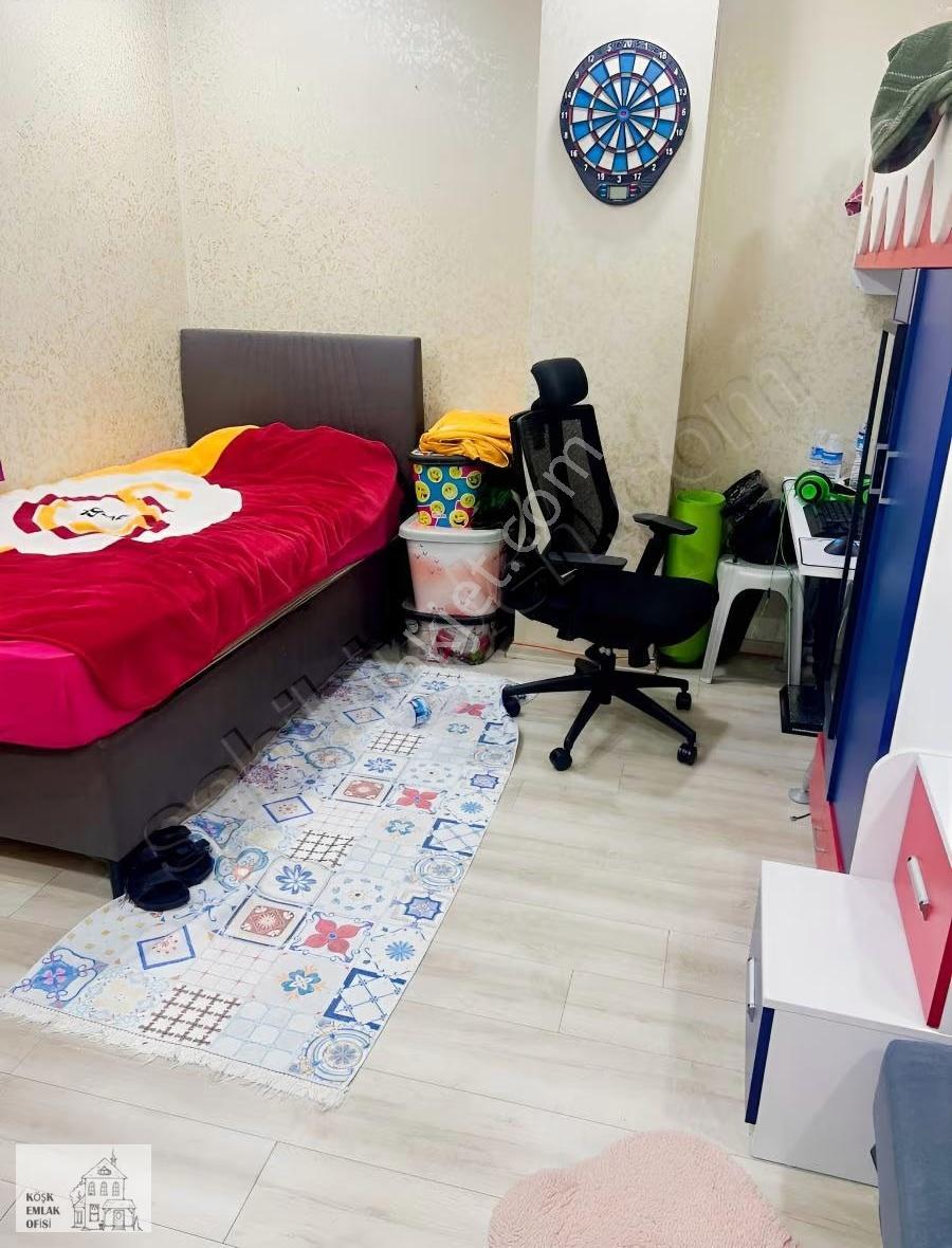 Bahçelievler Kıbrıs Parkına Yakın 8 + 2 . 300 M2 Dubleks Daire - Görsel 25