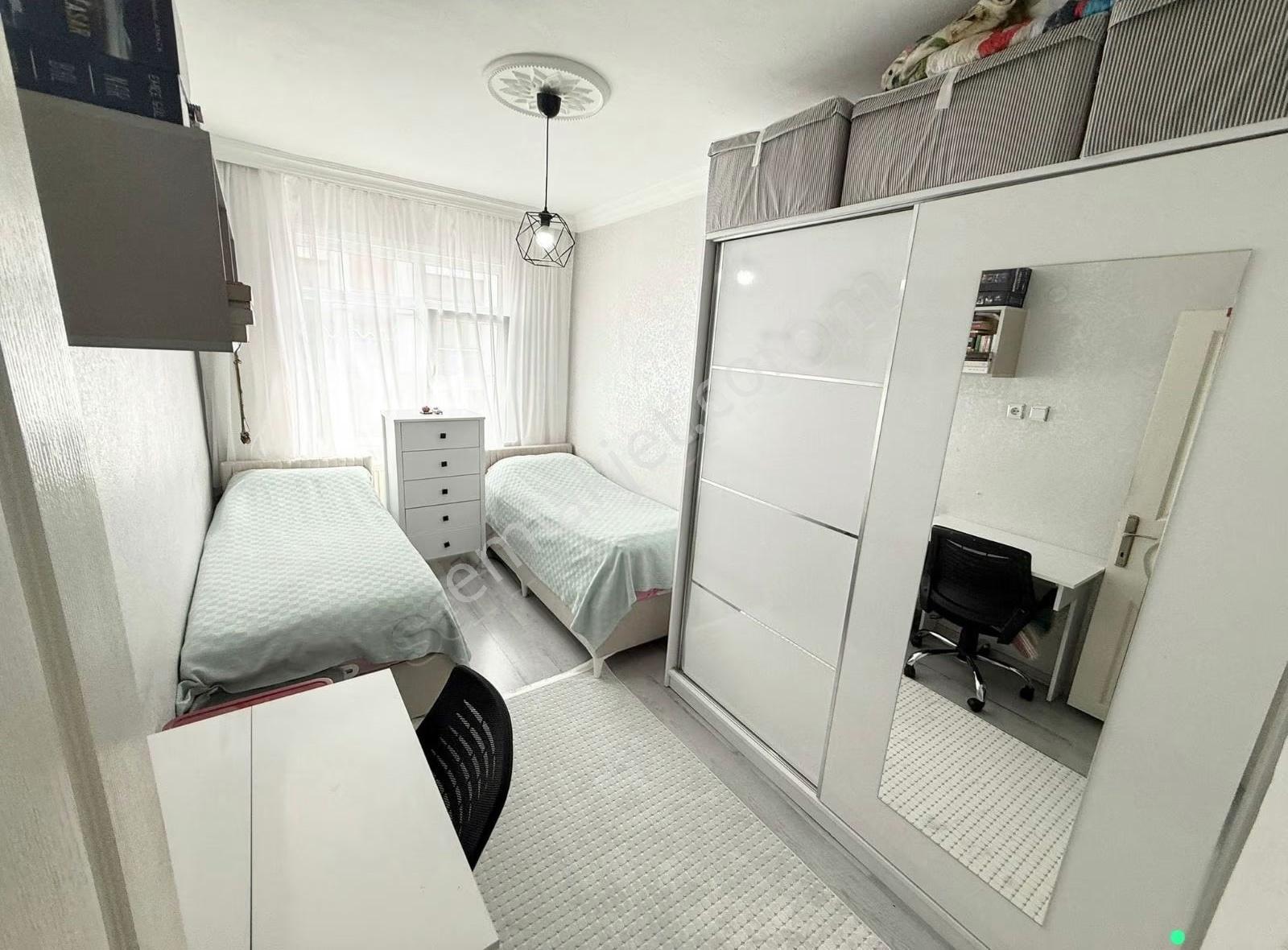 Brownland'dan 50.yıl Mh K.uygun 2+1 2.kat 90m² - Görsel 4