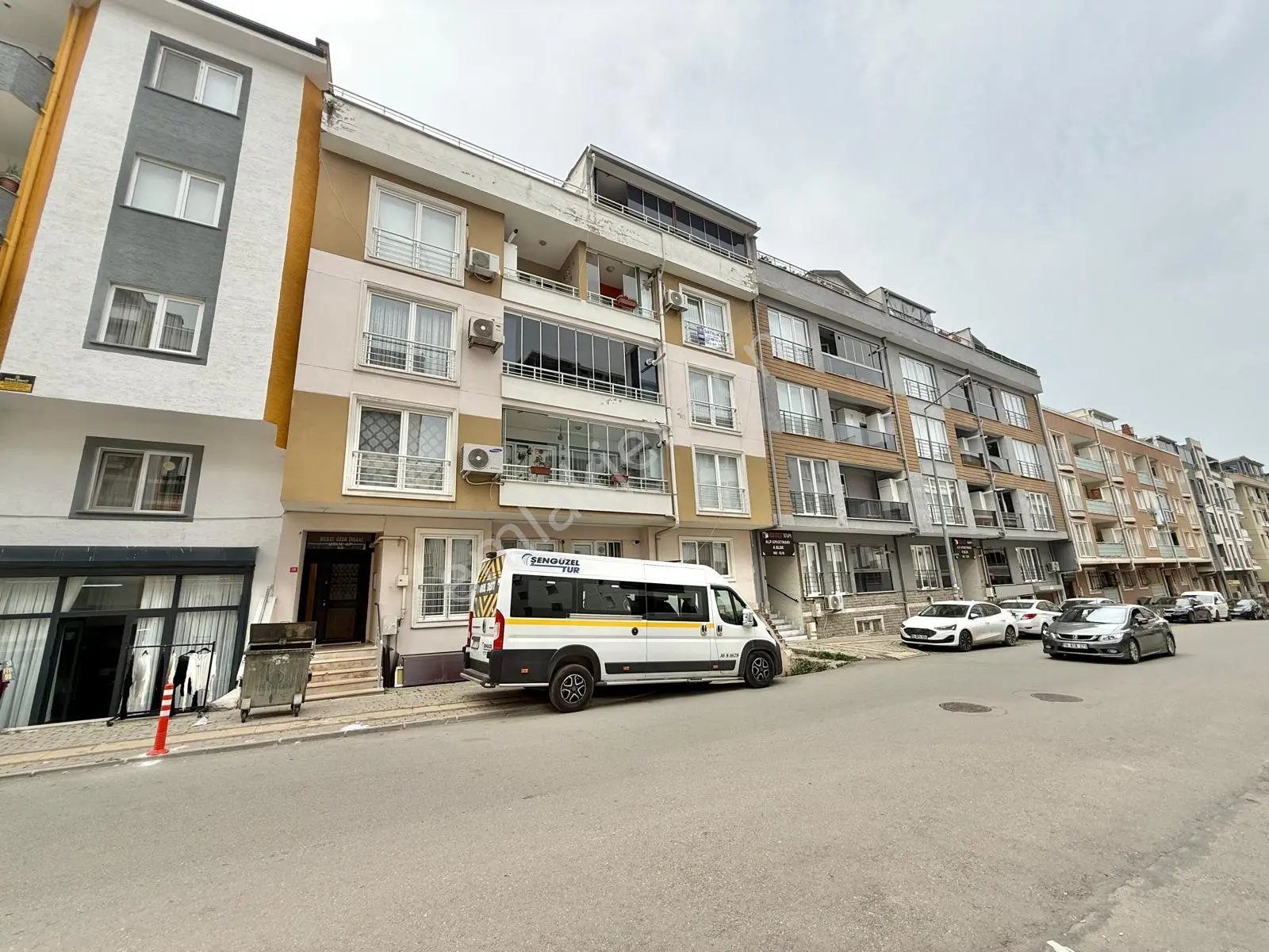 Fethiye'de Terası Yapılı, Otoparklı, Depolu 3+1 Dubleks Daire - Görsel 2