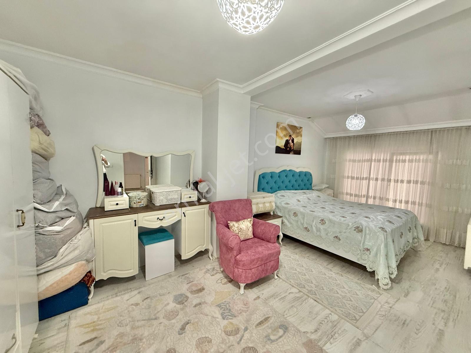 Fethiye'de Terası Yapılı, Otoparklı, Depolu 3+1 Dubleks Daire - Görsel 17
