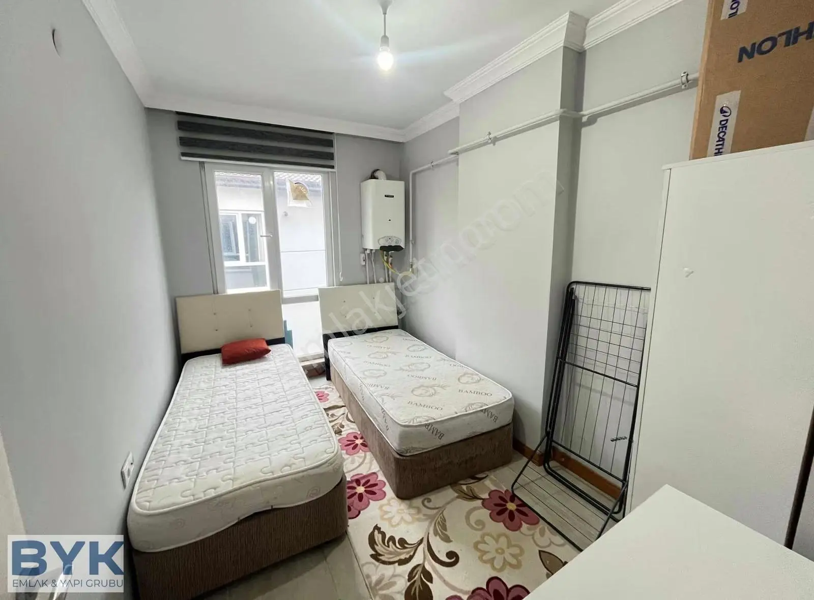 Byk' Dan! Simge Yapı! Geniş M2! Full Eşyalı! Kiralık 2+0 Daire! - Görsel 9