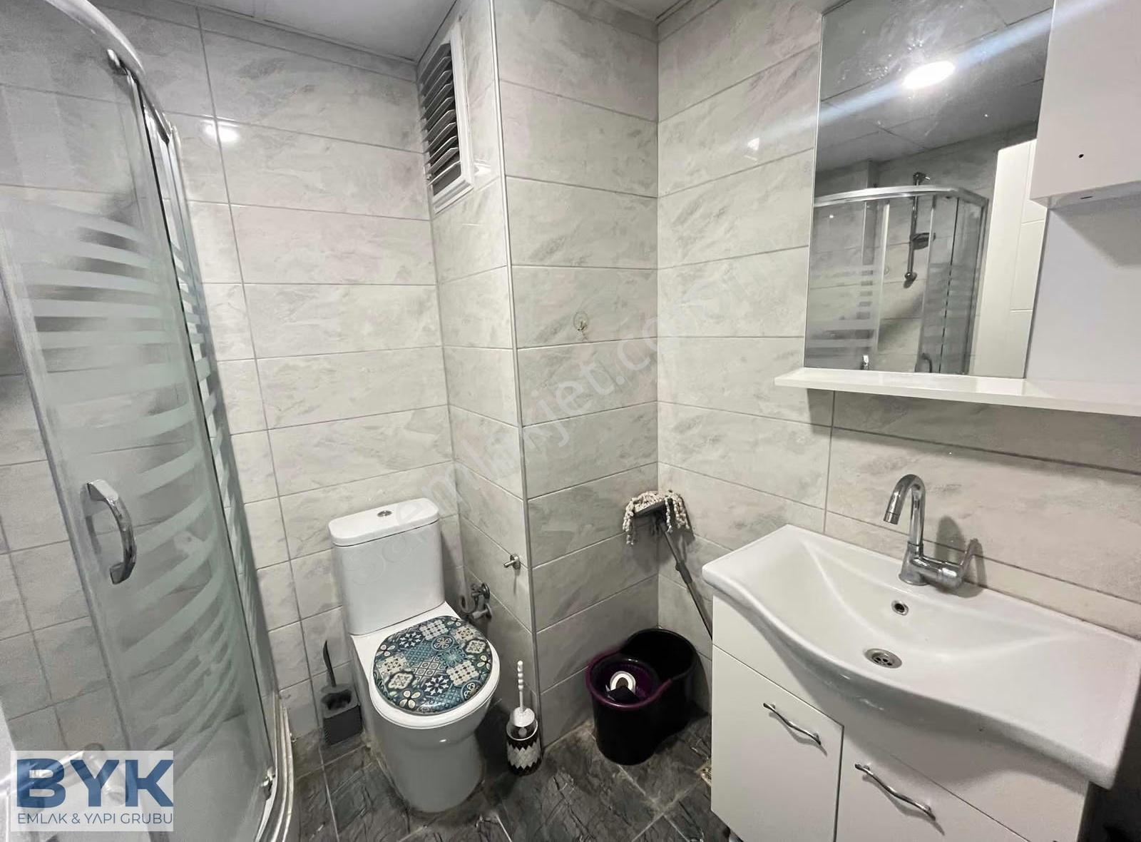 Byk' Dan! Simge Yapı! Geniş M2! Full Eşyalı! Kiralık 2+0 Daire! - Görsel 2