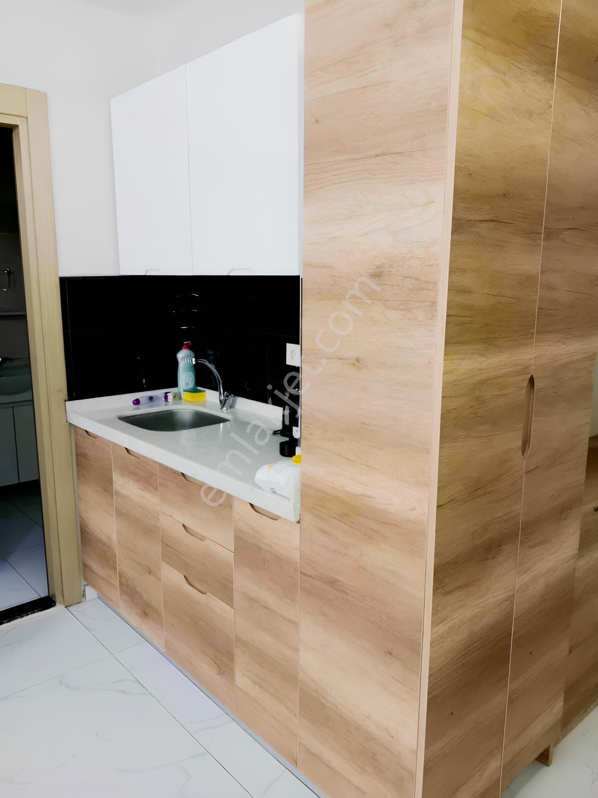 Beyazevler Merkezi Konumda Yeni Binada Eşyalı Lüks 1+1 Kiralık - Görsel 5