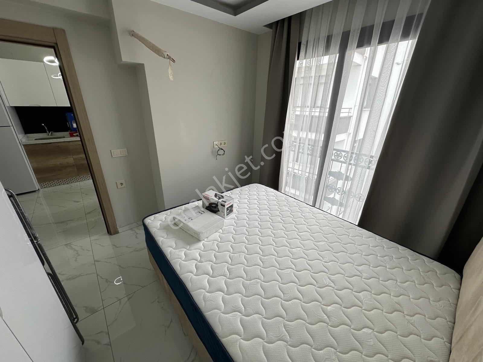 Beyazevler Merkezi Konumda Yeni Binada Eşyalı Lüks 1+1 Kiralık - Görsel 18