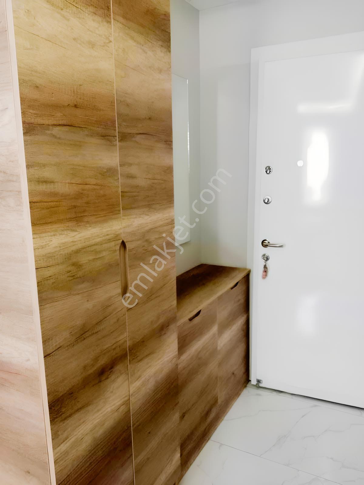 Beyazevler Merkezi Konumda Yeni Binada Eşyalı Lüks 1+1 Kiralık - Görsel 9