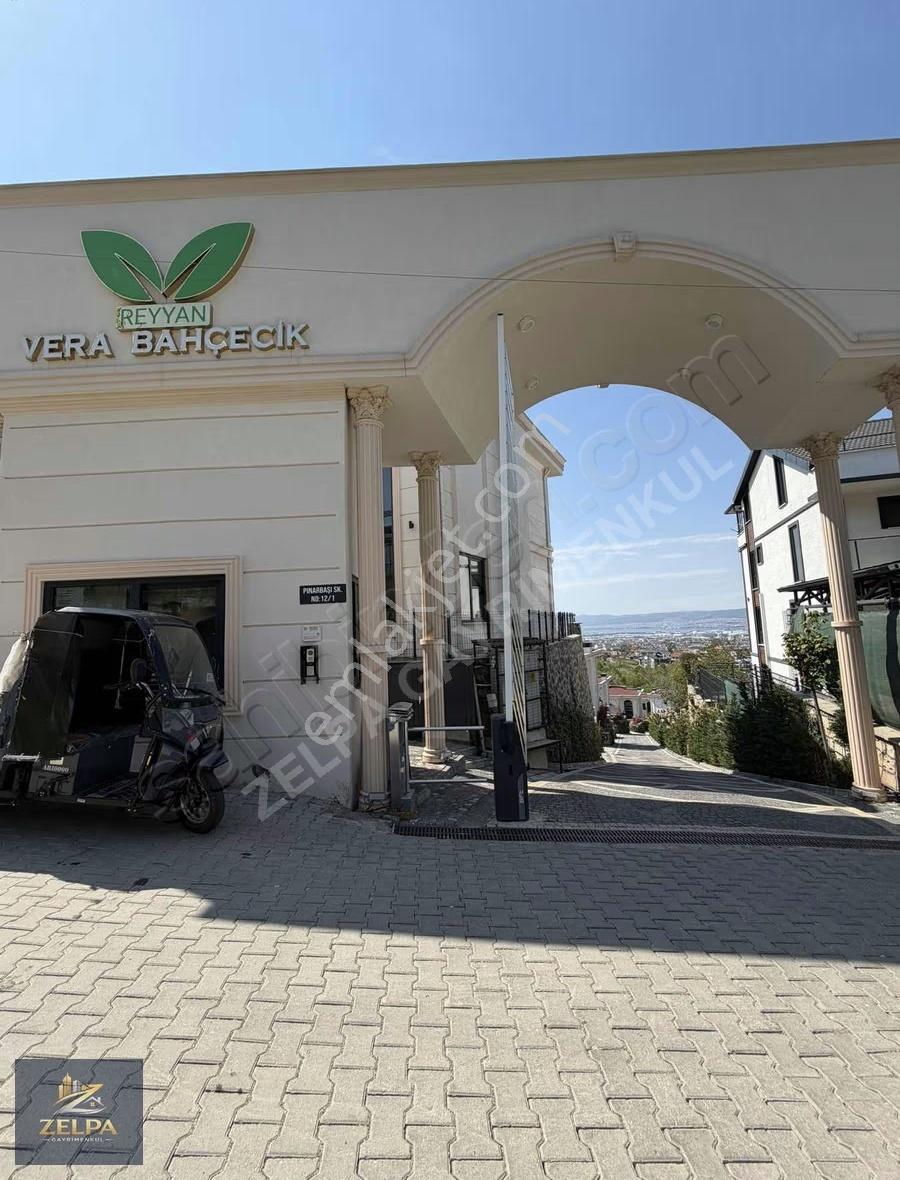 Site İçinde Full Deniz Manzaralı Lüks Eşyalı Yeni Nesil Villa - Görsel 9