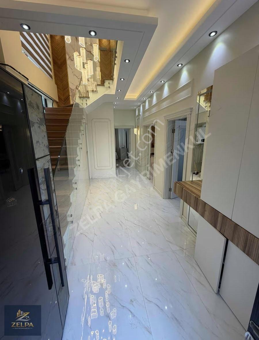 Site İçinde Full Deniz Manzaralı Lüks Eşyalı Yeni Nesil Villa - Görsel 24