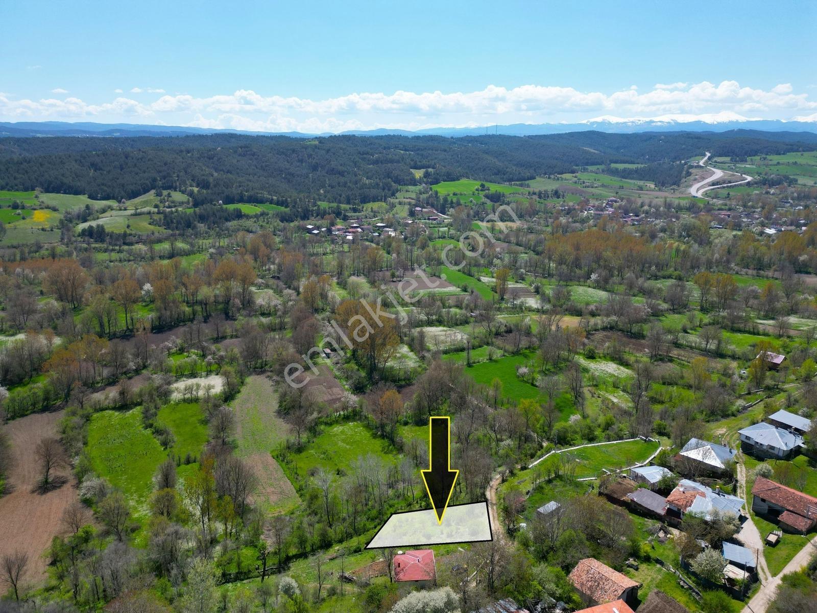 Garanti Emlak'tan Merkeze & 6 Km Mesafede, 390 M² »imarlı Arsa« - Görsel 2