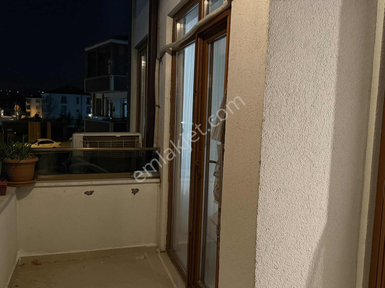 Serdivan Satılık Daire 3+1 Site İçinde Kilerli Remax Ay - Görsel 4