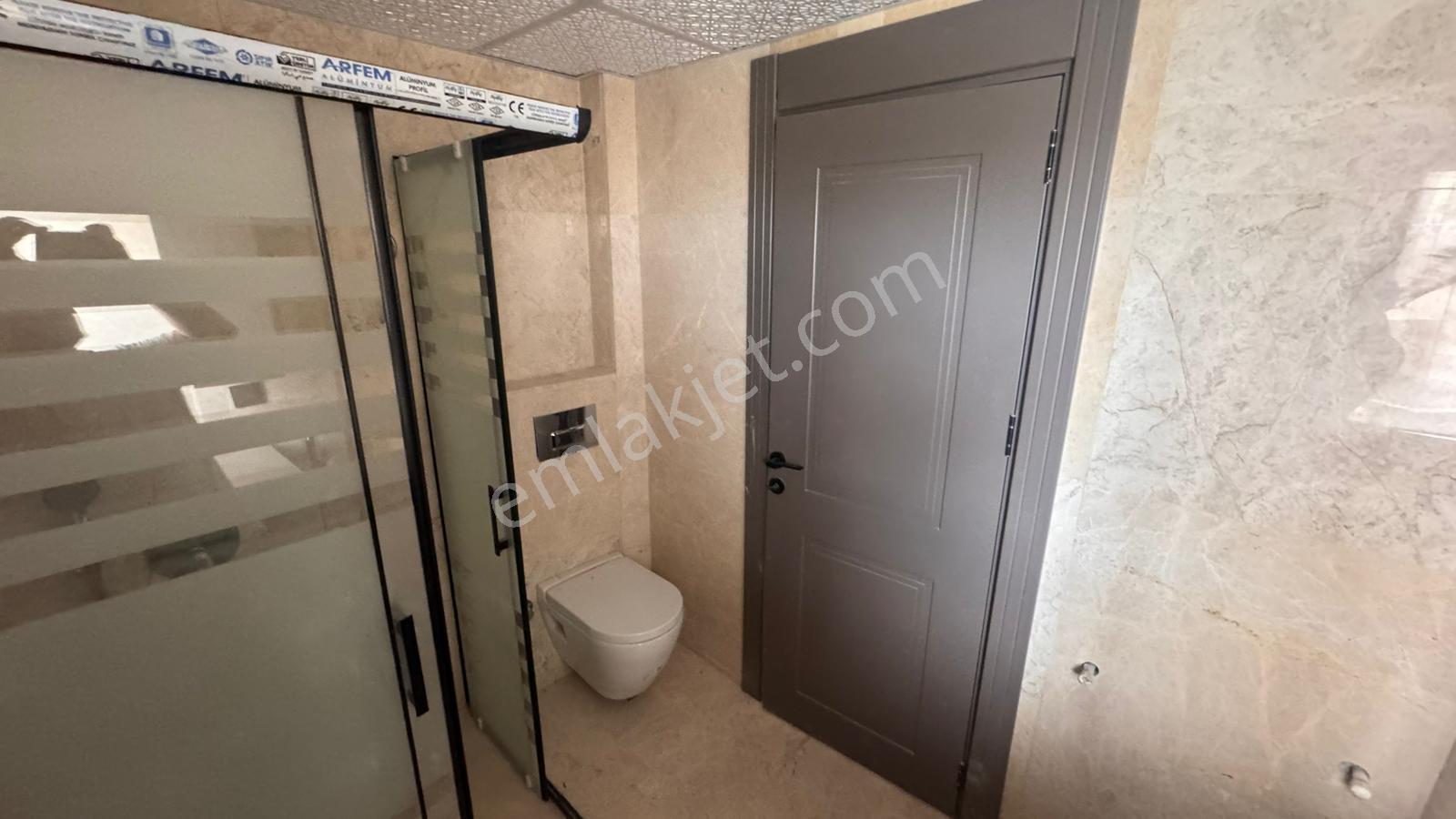 Ayaş'ta Havuzlu Site İçerisinde Satılık 1+1 Daire - Görsel 12